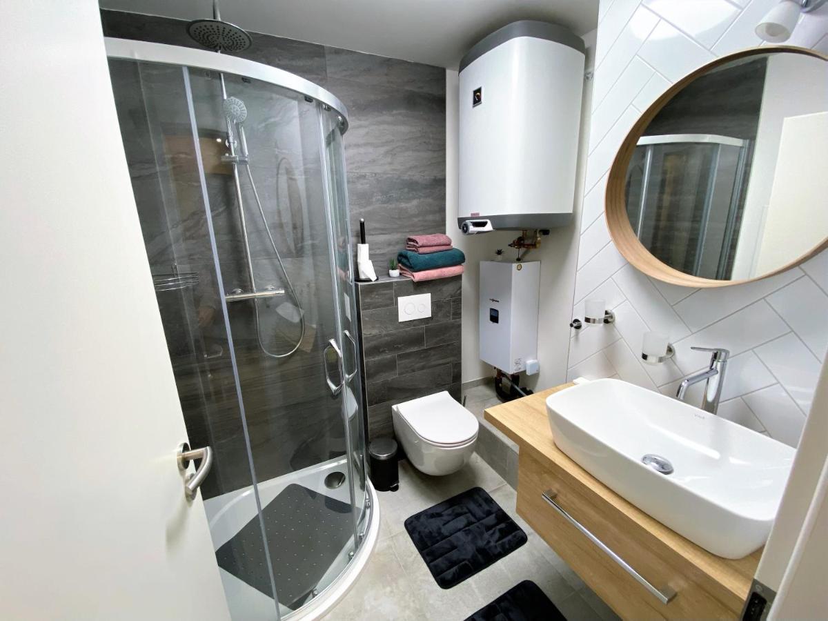 Miky Apartman Klinovec View Loučná pod Klínovcem Bagian luar foto